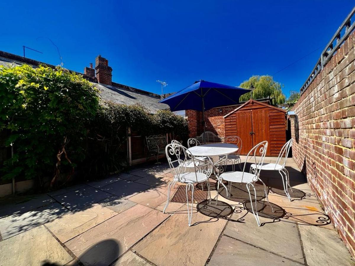 Bridewell Cottage In The Heart Of Tenterden - Pass The Keys מראה חיצוני תמונה