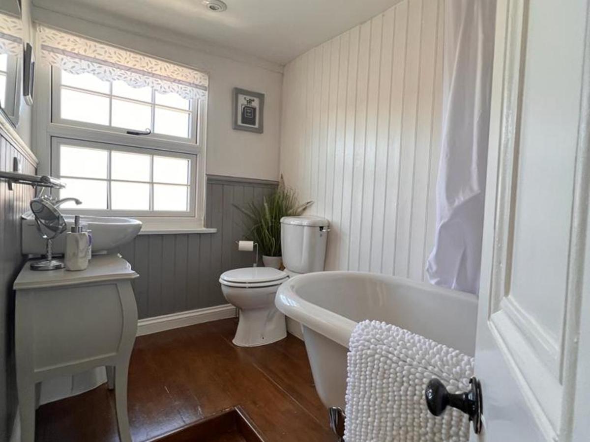 Bridewell Cottage In The Heart Of Tenterden - Pass The Keys מראה חיצוני תמונה